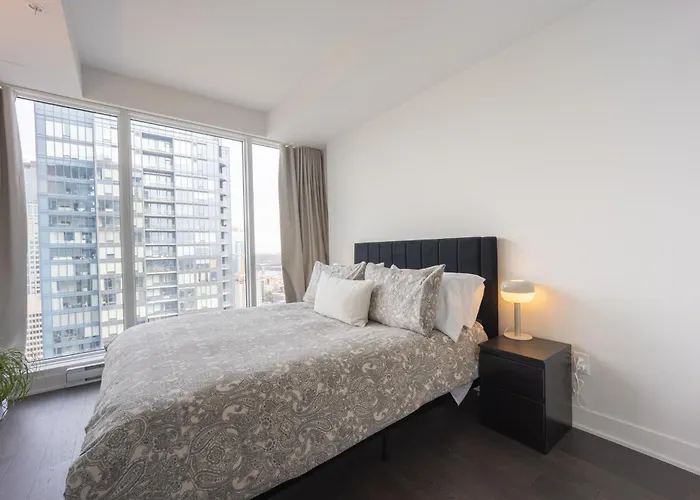 Panoramic View - 2 Bed 2 Bath 47Th Floor