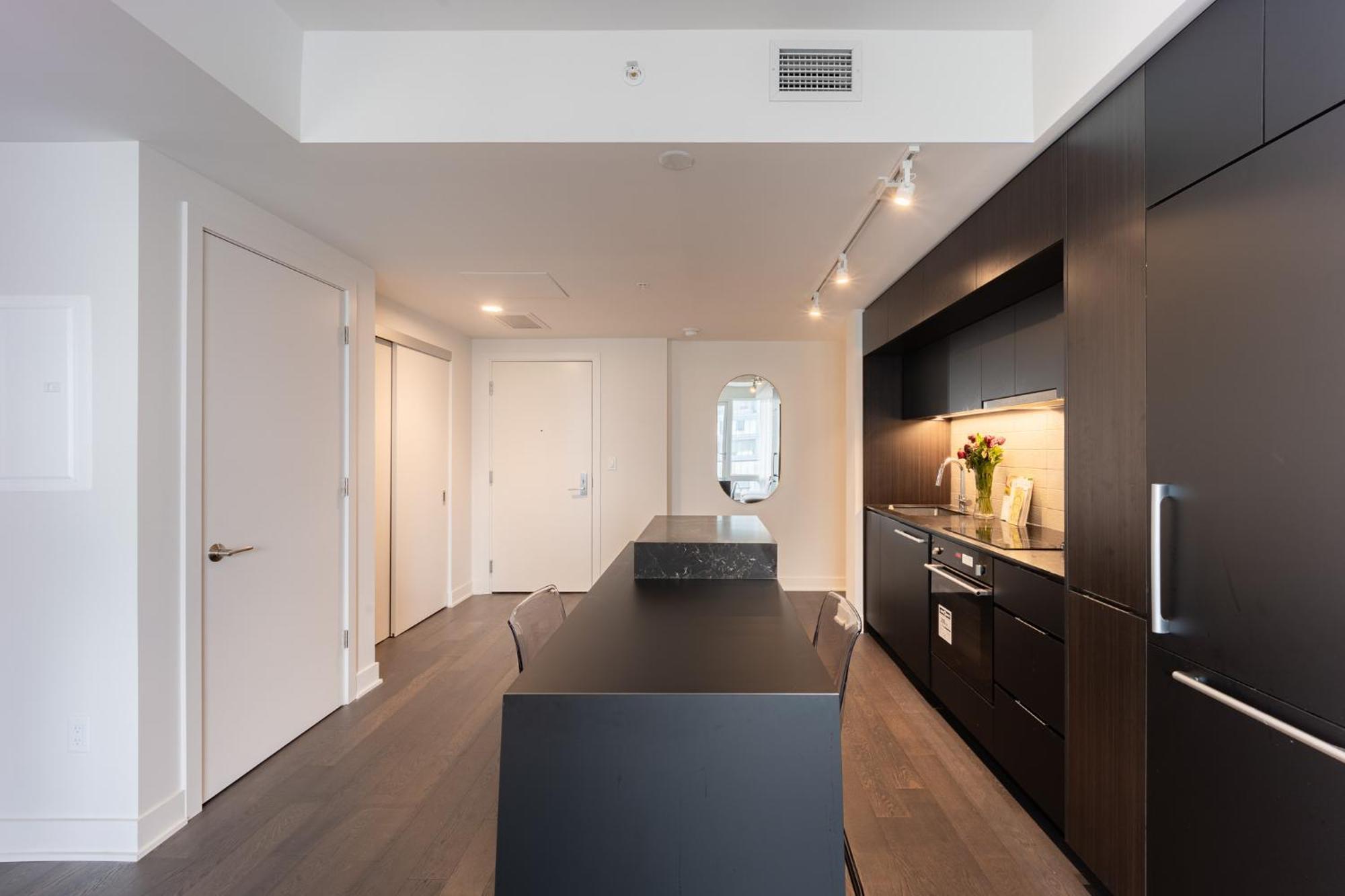 Panoramic View - 2 Bed 2 Bath 47th Floor Apartamento Montreal